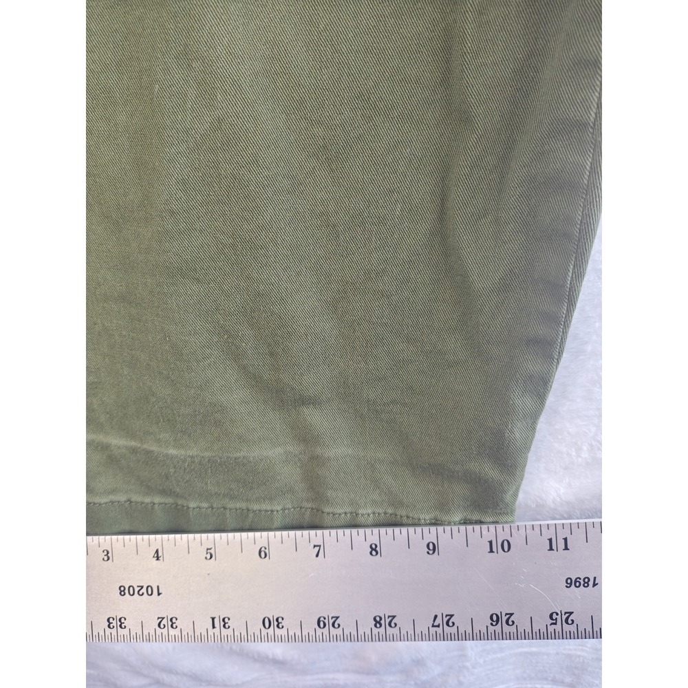 Terra & Sky Womens Utility Cargo Bermuda Shorts 24W Olive Green Plus Casual - Picture 4 of 10